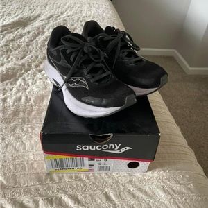Black saucony power run